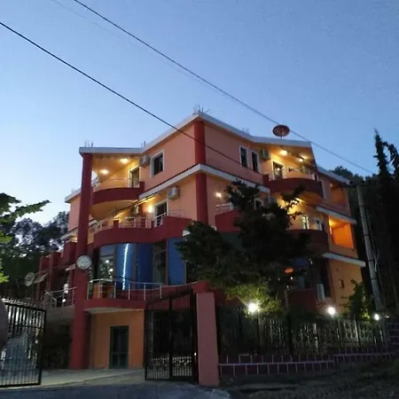 Moris Hotel