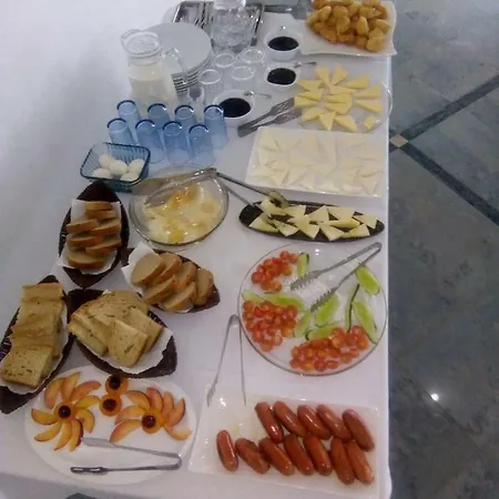 Moris Kryemëdhej