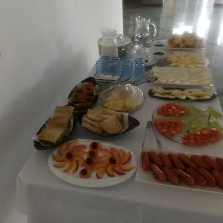 Hotel Moris *